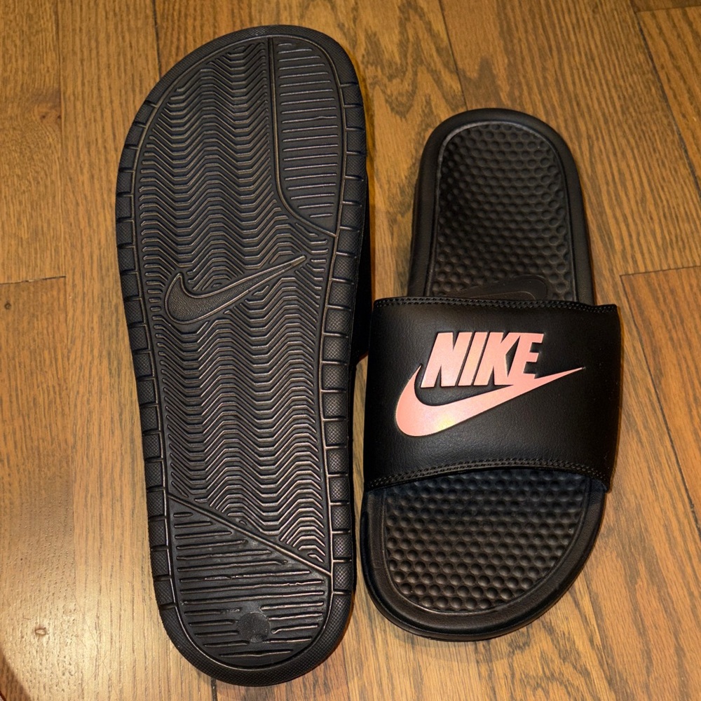 Nike Black Slides with Rose Gold Logo - Picture 3 of 3